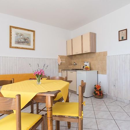 Apartment Milka Krk Town Zewnętrze zdjęcie